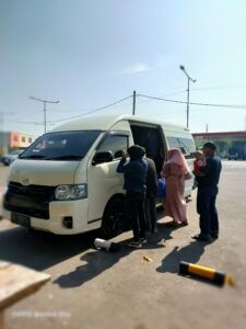 Sewa mobil jemberTravel Jember Travel jember Surabaya Travel Jember Surabaya Juanda Jember travel Travel Jember Surabaya 2024 Travel Jember Surabaya 100% berangkat Travel murah jember